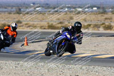 media/Jan-09-2022-SoCal Trackdays (Sun) [[2b1fec8404]]/Turn 11 (935am)/